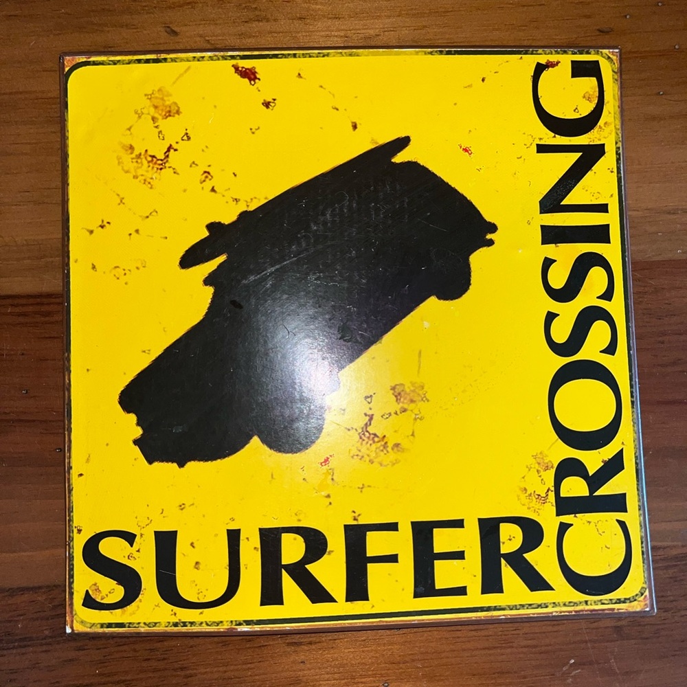Surfer Crossing Sign - Picture 2 of 6